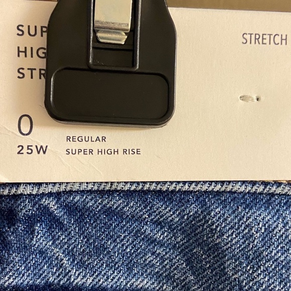 American eagle jeans light wash super high rise straight leg 25 W‎ NWT - Picture 6 of 8